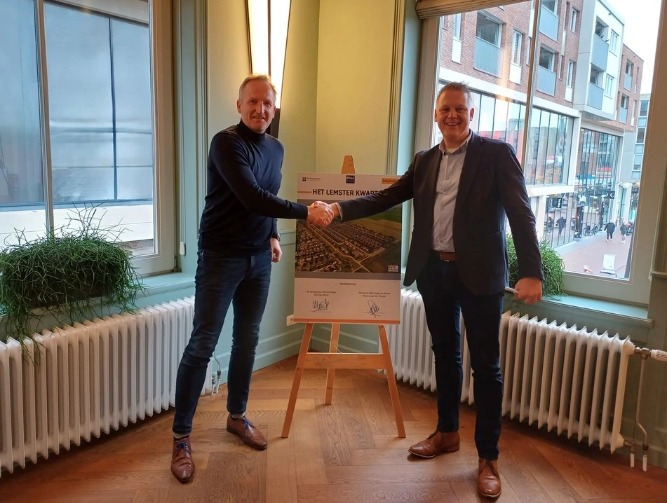 Tekenen ovk Kompanjon Harmen Wind en Heijmans Hof fan Lemmer